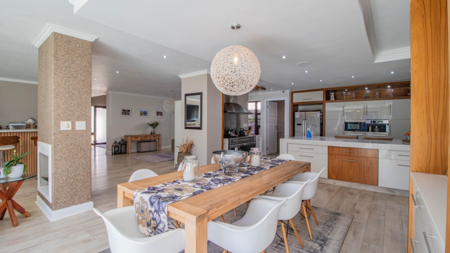 5 Bedroom Property for Sale in Serengeti Lifestyle Estate Gauteng