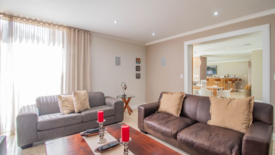 5 Bedroom Property for Sale in Serengeti Lifestyle Estate Gauteng