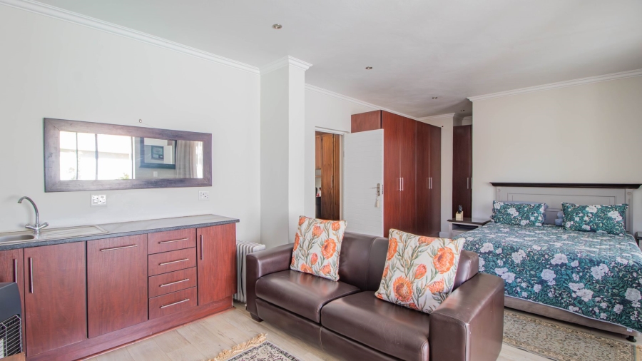 5 Bedroom Property for Sale in Serengeti Lifestyle Estate Gauteng