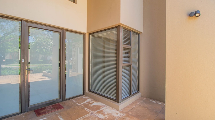 5 Bedroom Property for Sale in Serengeti Lifestyle Estate Gauteng