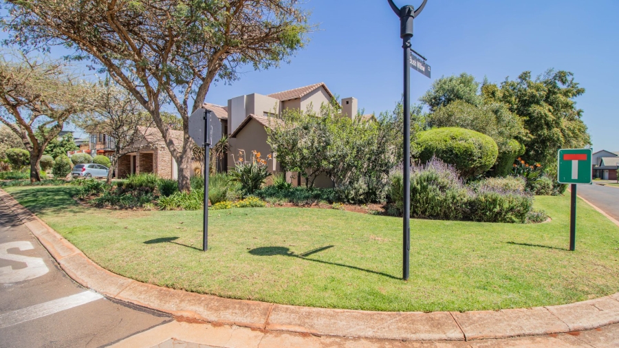 5 Bedroom Property for Sale in Serengeti Lifestyle Estate Gauteng