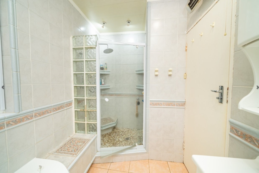 3 Bedroom Property for Sale in Whitney Gardens Gauteng
