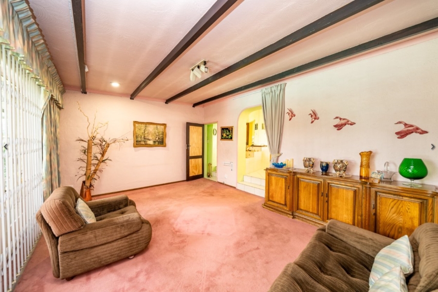 3 Bedroom Property for Sale in Whitney Gardens Gauteng