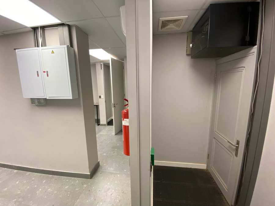 To Let commercial Property for Rent in Vorna Valley Gauteng