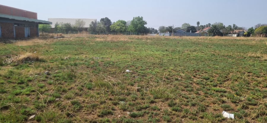 Commercial Property for Sale in Sonland Park Gauteng