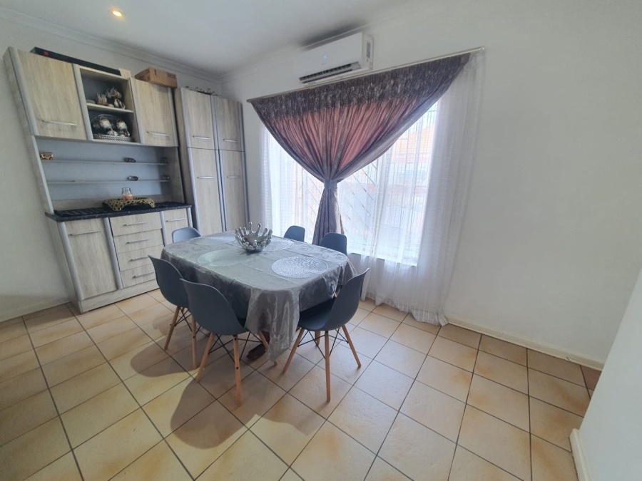 To Let 3 Bedroom Property for Rent in Erasmia Gauteng