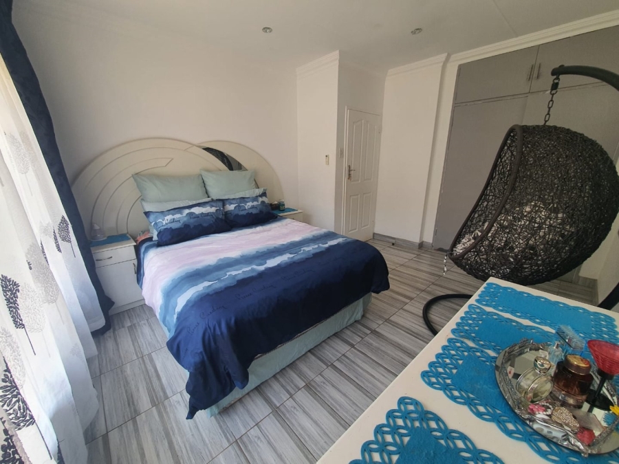 To Let 3 Bedroom Property for Rent in Erasmia Gauteng