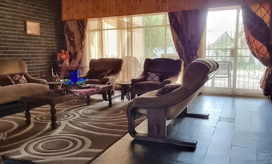 4 Bedroom Property for Sale in Sonland Park Gauteng