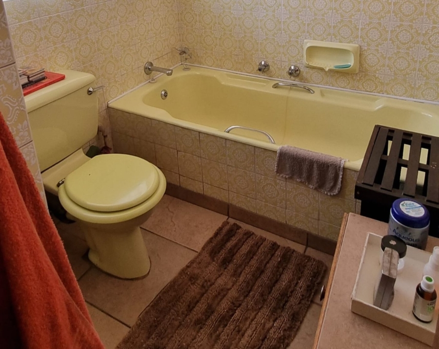 4 Bedroom Property for Sale in Sonland Park Gauteng