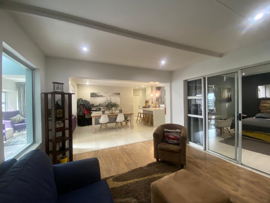 4 Bedroom Property for Sale in Kelland Gauteng
