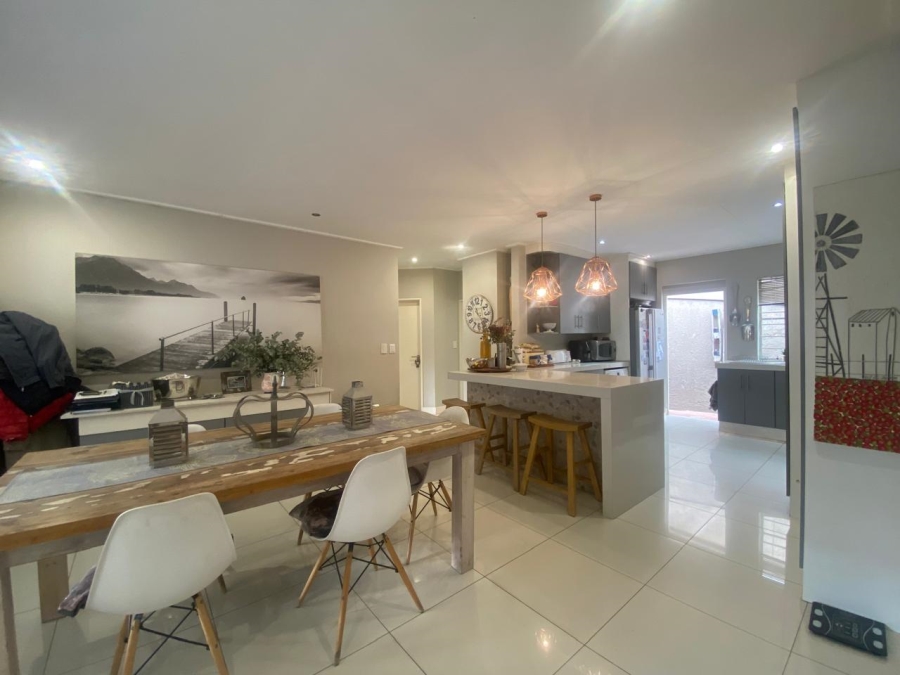 4 Bedroom Property for Sale in Kelland Gauteng