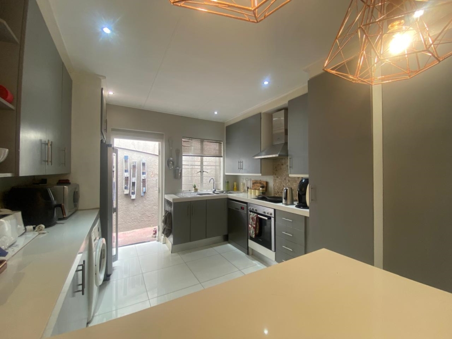 4 Bedroom Property for Sale in Kelland Gauteng