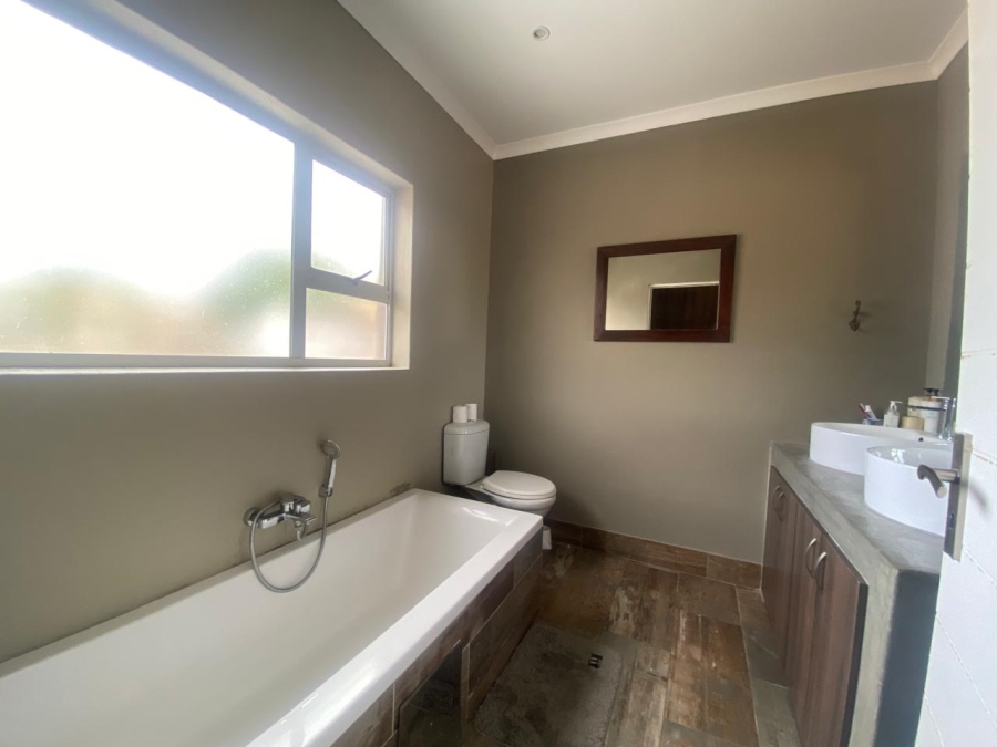4 Bedroom Property for Sale in Kelland Gauteng