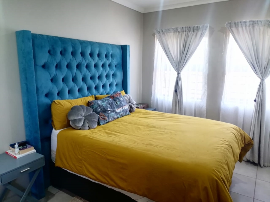 To Let 3 Bedroom Property for Rent in Lion Pride Gauteng