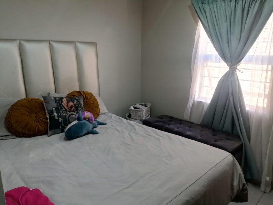 To Let 3 Bedroom Property for Rent in Lion Pride Gauteng