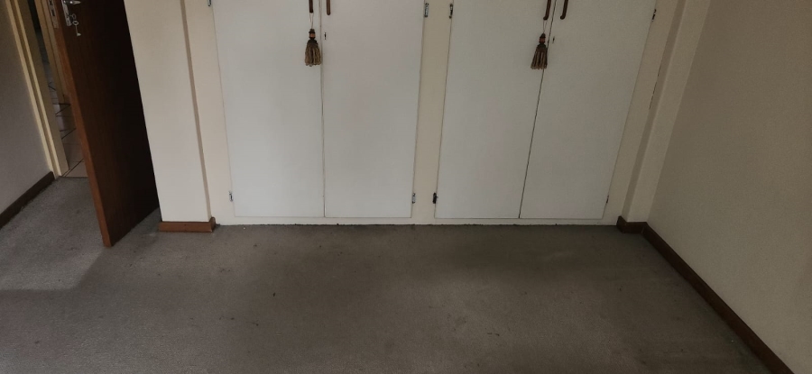 2 Bedroom Property for Sale in Hennopspark Gauteng