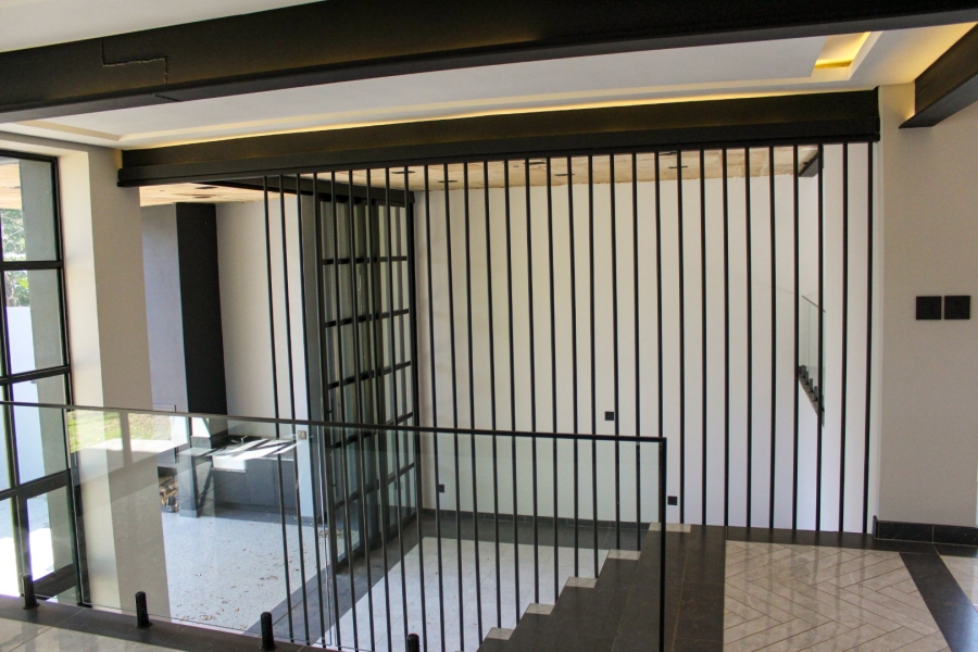 6 Bedroom Property for Sale in Waterkloof Gauteng