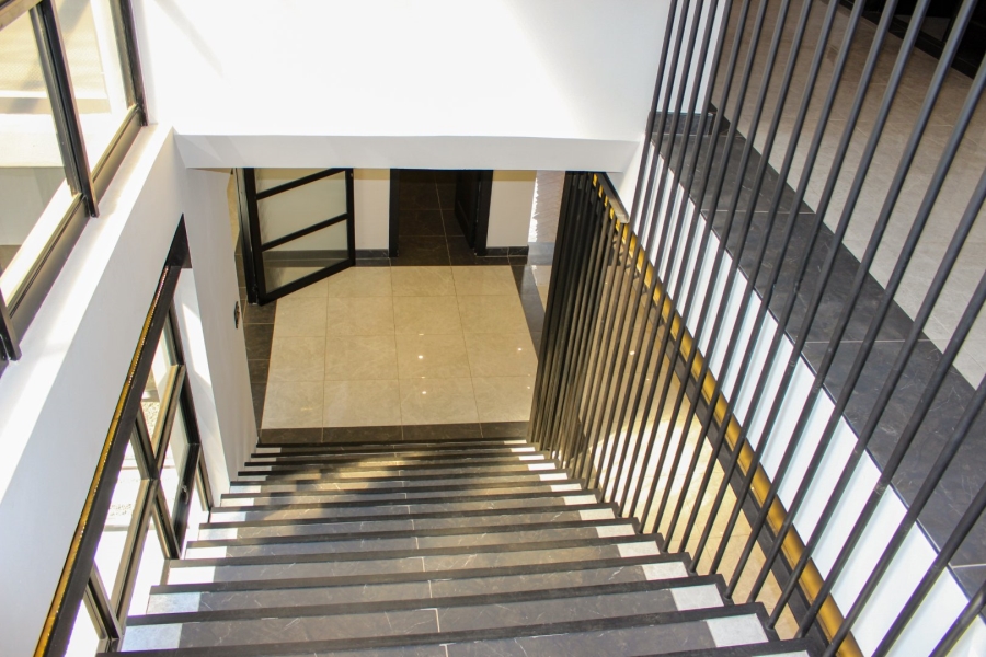 6 Bedroom Property for Sale in Waterkloof Gauteng