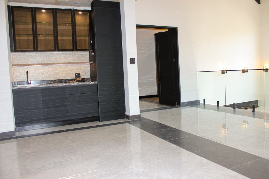 6 Bedroom Property for Sale in Waterkloof Gauteng