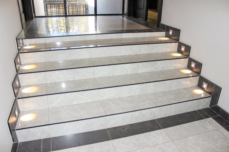 6 Bedroom Property for Sale in Waterkloof Gauteng
