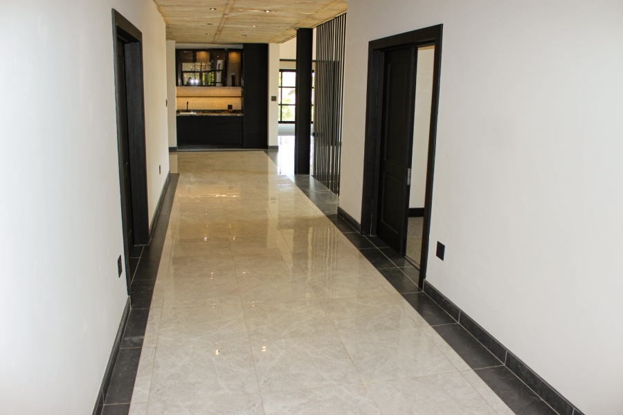 6 Bedroom Property for Sale in Waterkloof Gauteng