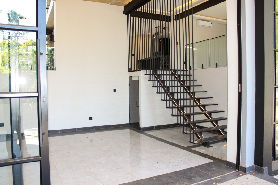 6 Bedroom Property for Sale in Waterkloof Gauteng