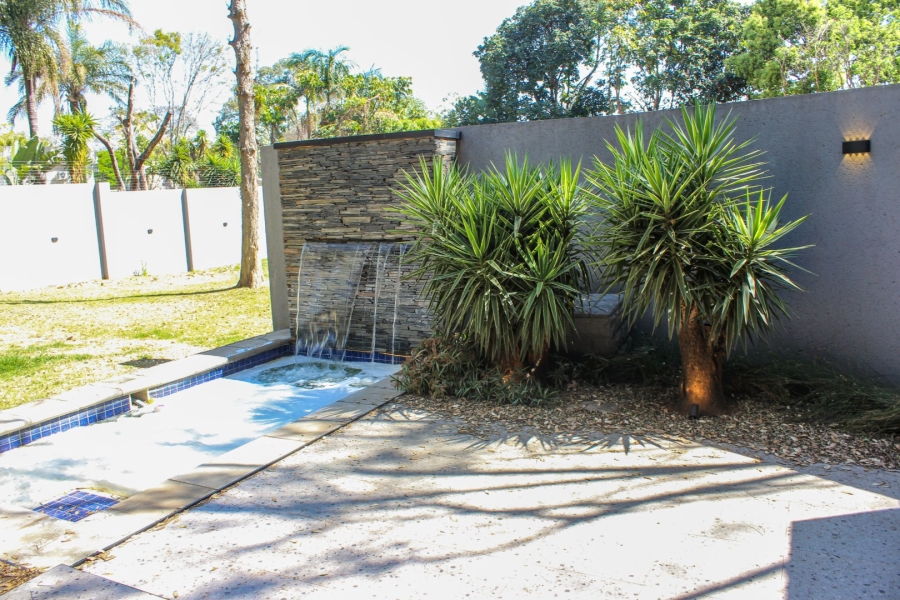 6 Bedroom Property for Sale in Waterkloof Gauteng