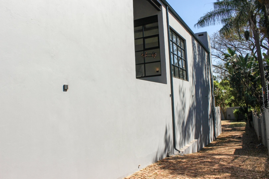 6 Bedroom Property for Sale in Waterkloof Gauteng
