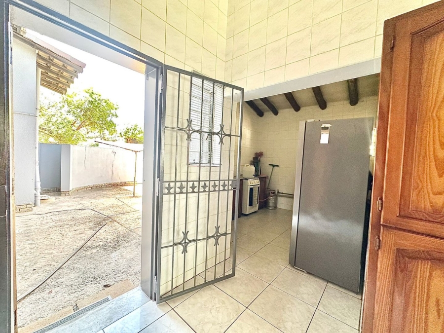 3 Bedroom Property for Sale in Verwoerdpark Gauteng