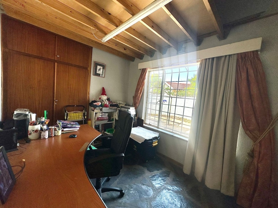 3 Bedroom Property for Sale in Verwoerdpark Gauteng