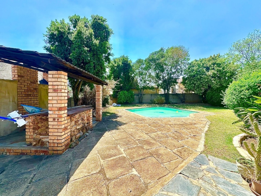 3 Bedroom Property for Sale in Verwoerdpark Gauteng