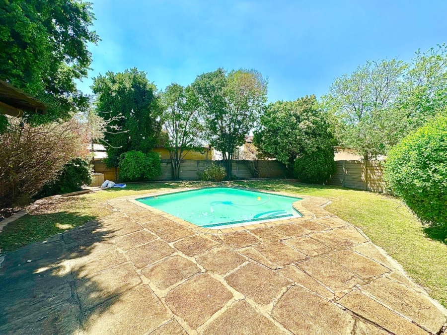 3 Bedroom Property for Sale in Verwoerdpark Gauteng