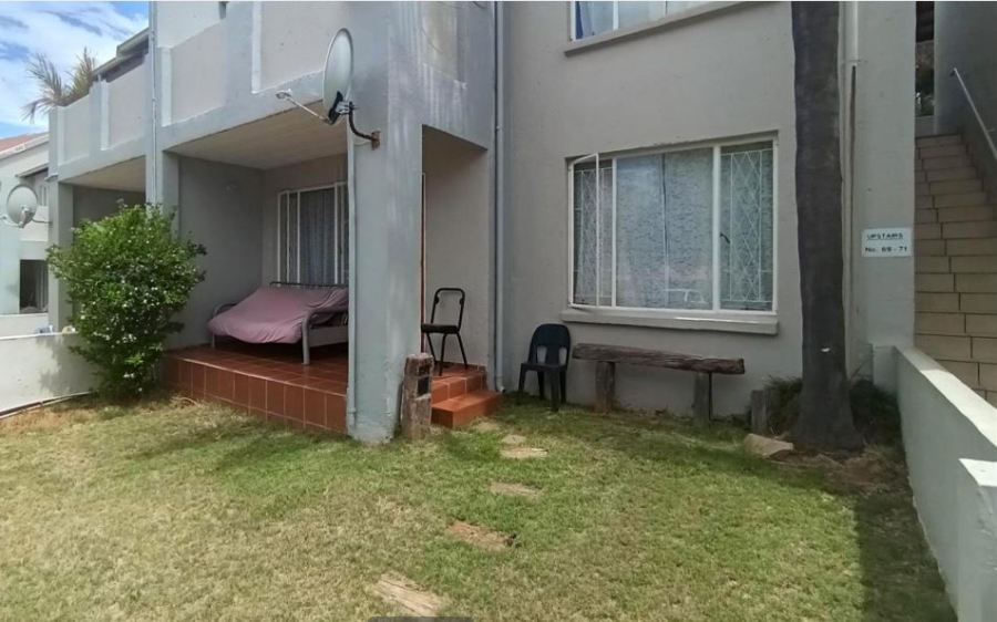 2 Bedroom Property for Sale in Glen Marais Gauteng