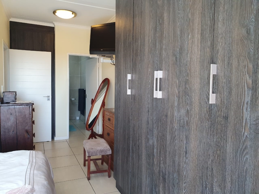 2 Bedroom Property for Sale in Greenstone Hill Gauteng