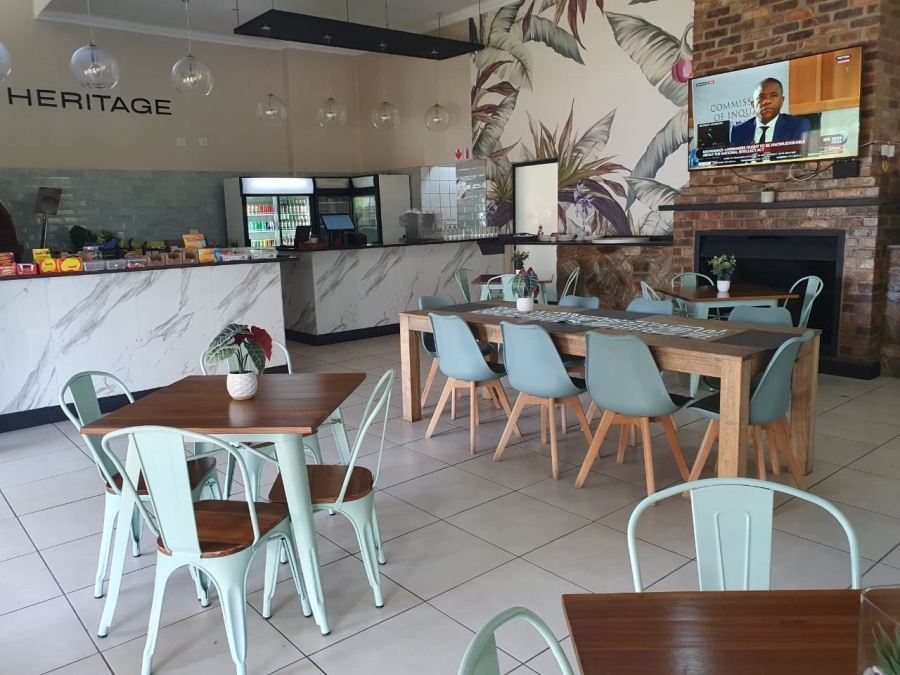 2 Bedroom Property for Sale in Greenstone Hill Gauteng