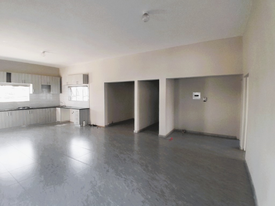2 Bedroom Property for Sale in Glen Austin Gauteng
