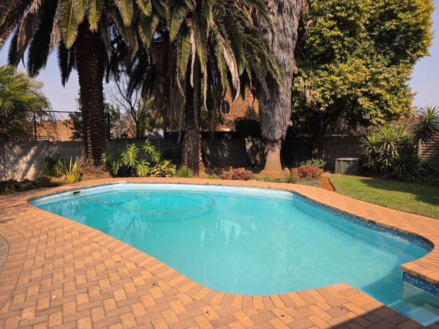 4 Bedroom Property for Sale in Vanderbijlpark SE 3 Gauteng