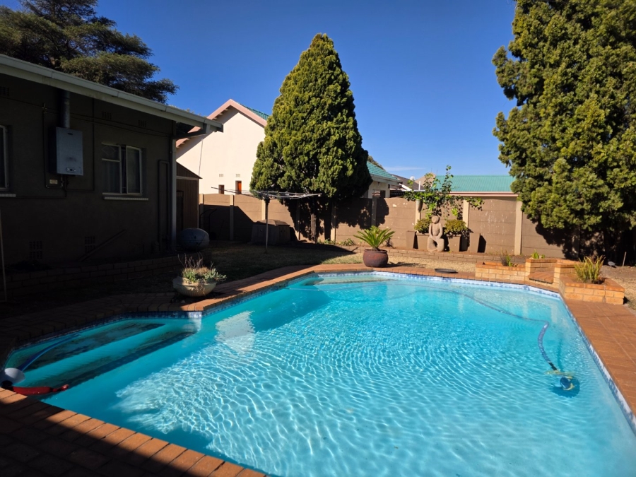 4 Bedroom Property for Sale in Vanderbijlpark SE 1 Gauteng
