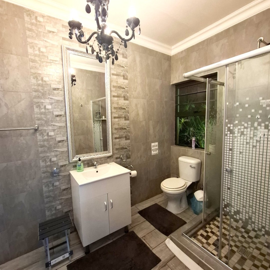 6 Bedroom Property for Sale in Meyerton Central Gauteng