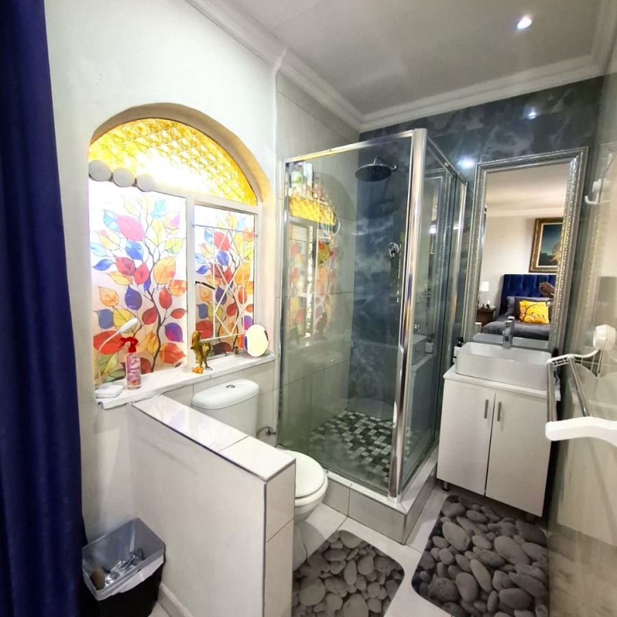 6 Bedroom Property for Sale in Meyerton Central Gauteng