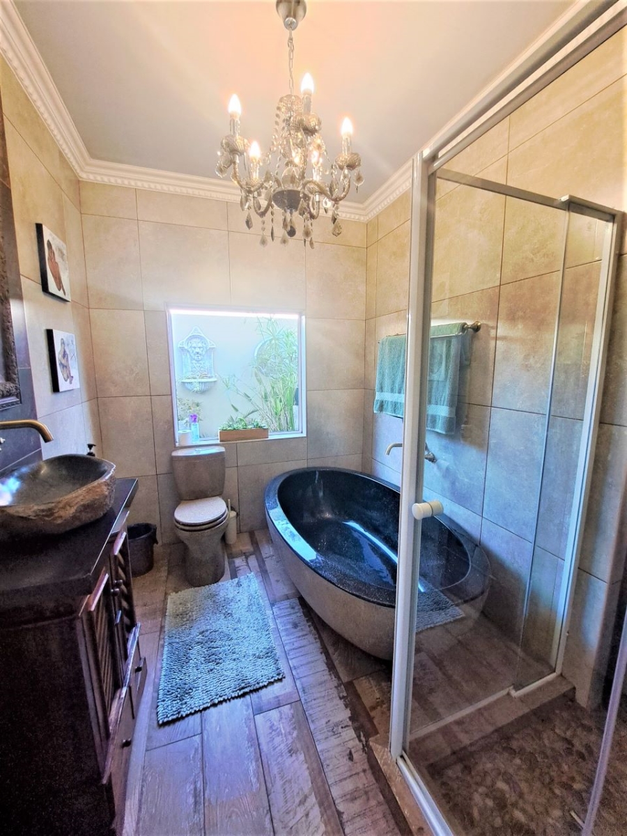 6 Bedroom Property for Sale in Meyerton Central Gauteng