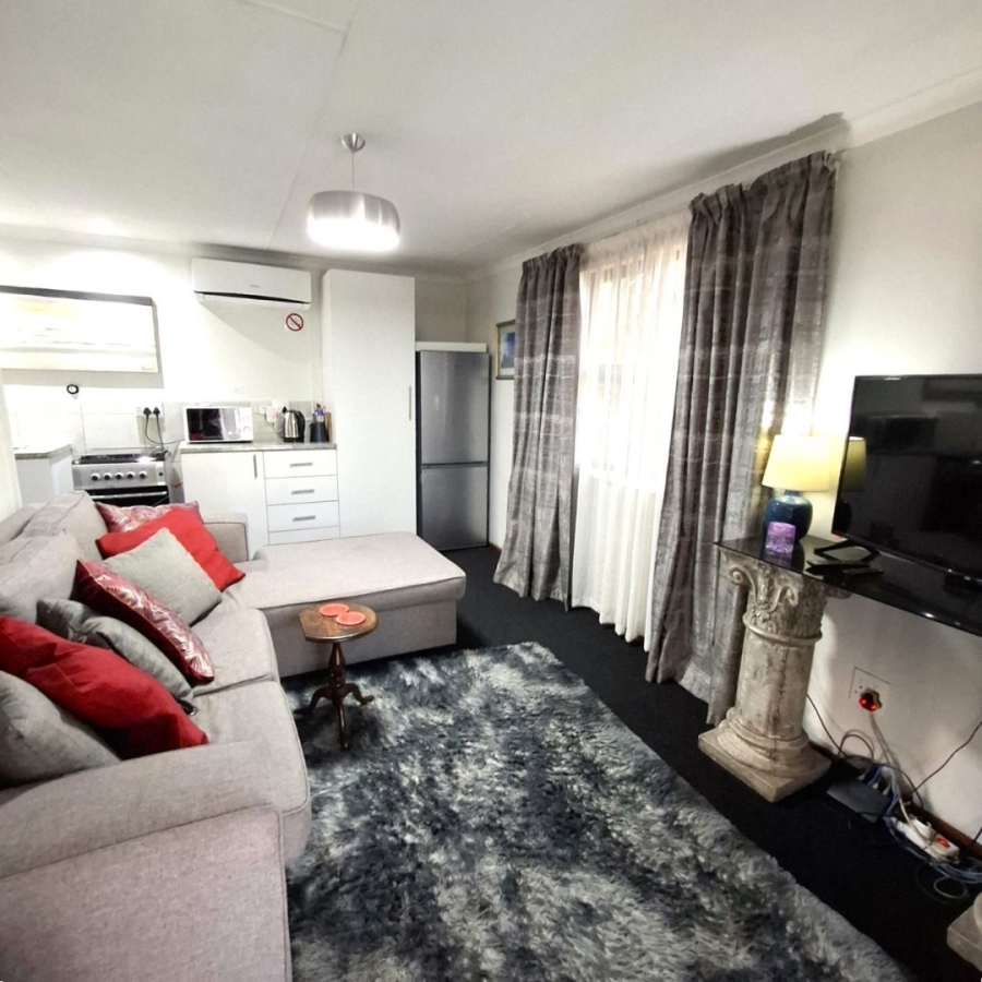 6 Bedroom Property for Sale in Meyerton Central Gauteng
