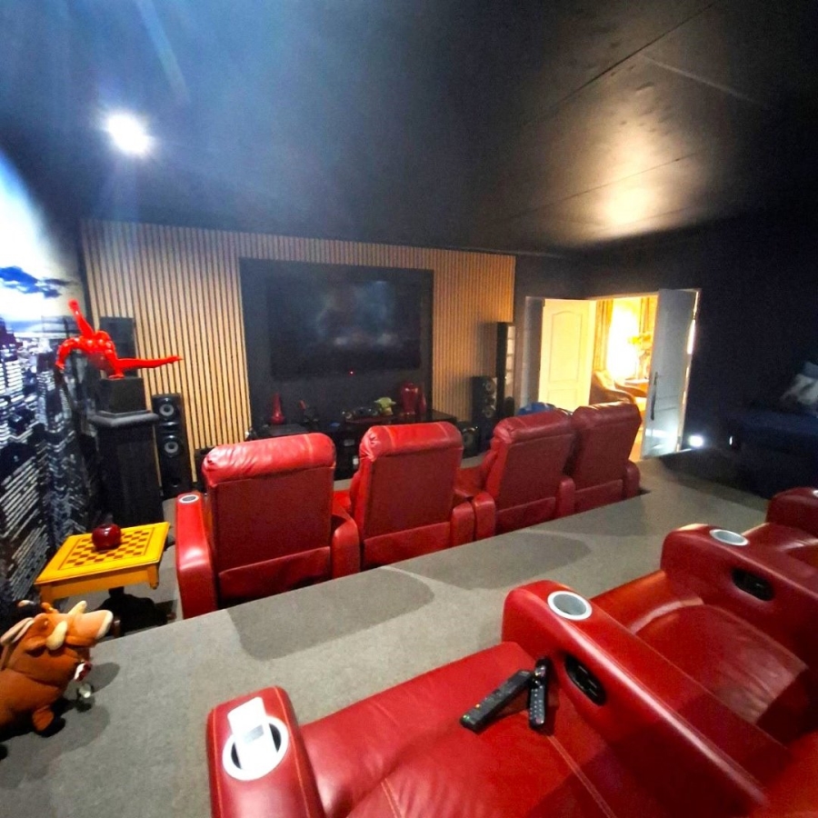 6 Bedroom Property for Sale in Meyerton Central Gauteng