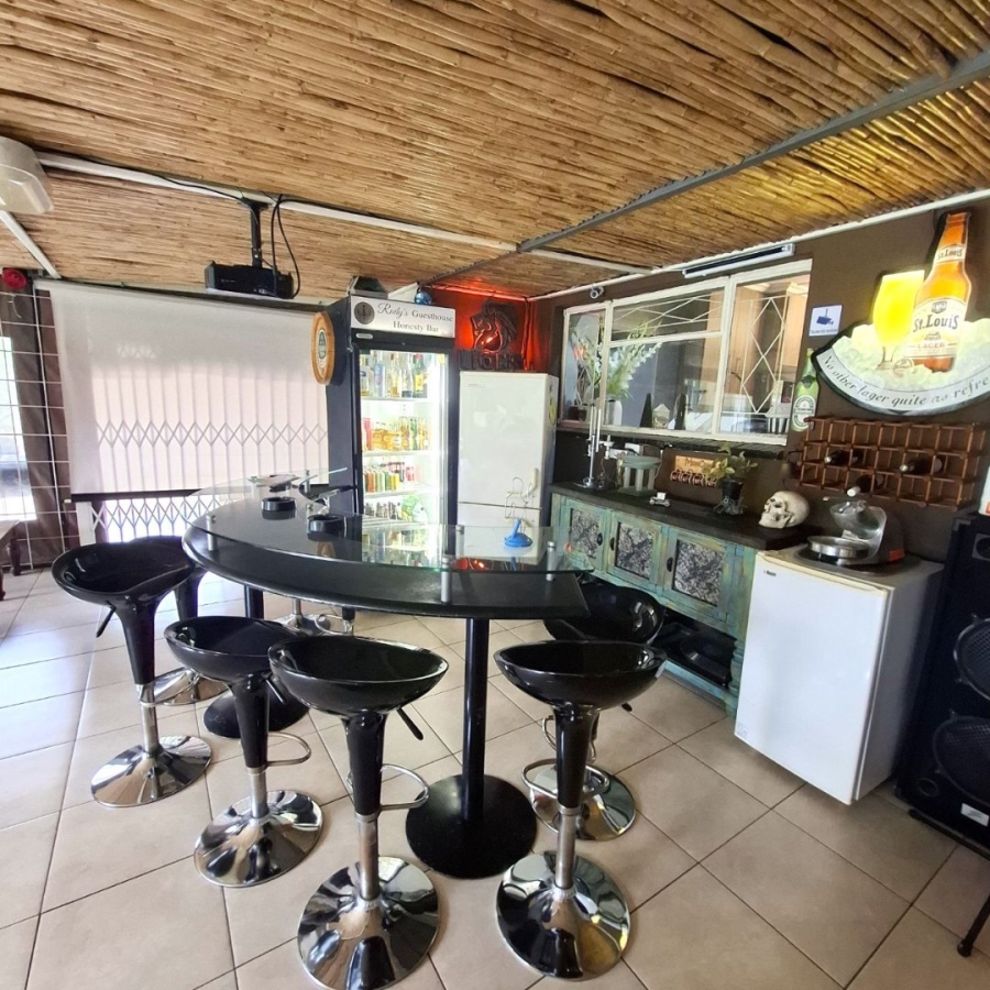 6 Bedroom Property for Sale in Meyerton Central Gauteng