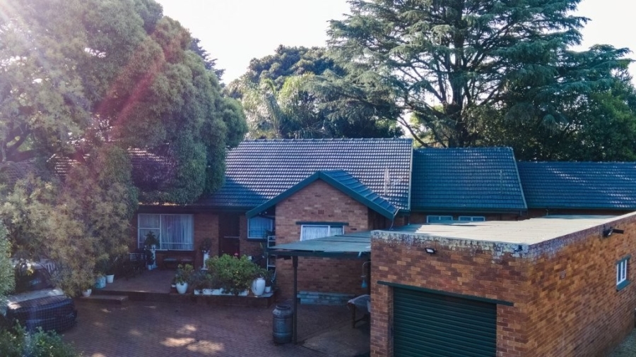 5 Bedroom Property for Sale in Birchleigh Gauteng