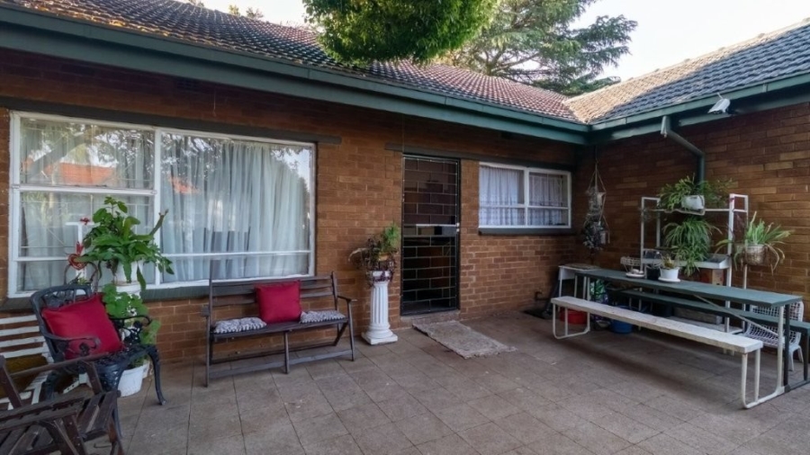 5 Bedroom Property for Sale in Birchleigh Gauteng