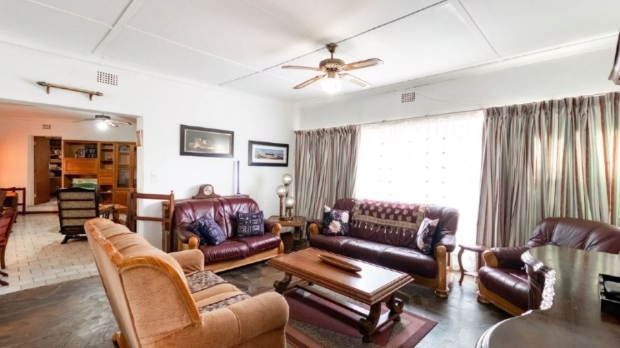 5 Bedroom Property for Sale in Birchleigh Gauteng