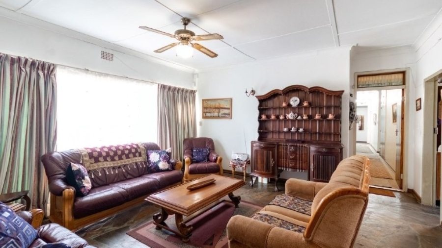 5 Bedroom Property for Sale in Birchleigh Gauteng