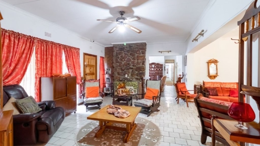 5 Bedroom Property for Sale in Birchleigh Gauteng