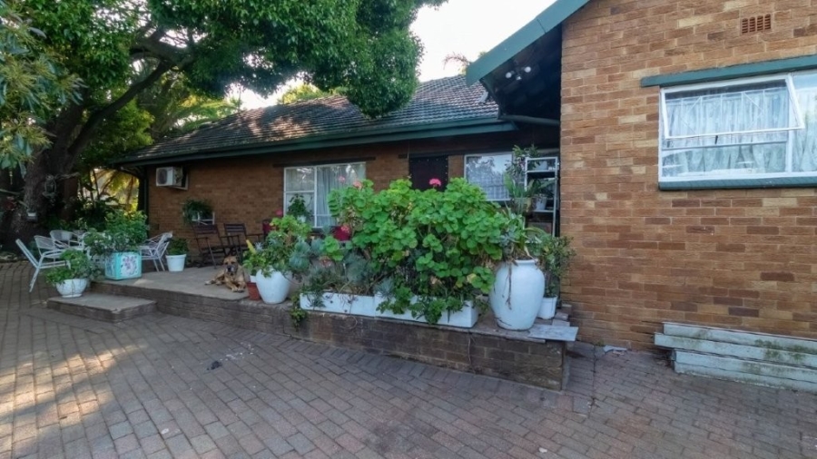 5 Bedroom Property for Sale in Birchleigh Gauteng
